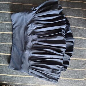 GOLD HINGE NAVY ATHLEISURE SKORT / US M